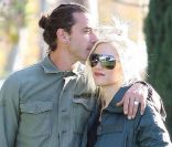 Gwen Stefani : Un dimanche familial, les petits jouent, les grands s'embrassent