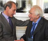 Michel Galabru a reçu la Grande médaille Vermeil de la Ville de Paris des mains du maire Bertrand Delanoë le 6 décembre 2011 à Paris