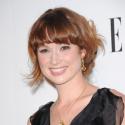 Ellie Kemper de The Office, s'est fiancée