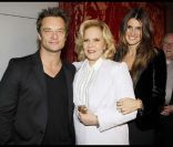David Hallyday et Alexandra Pastor au concert de Sylvie Vartan pour ses 50 ans de carrière, à la salle Pleyel, à Paris, le 23 novembre 2011.