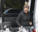 Hilary Duff, enceinte, fait ses courses toute seule à Beverly Hills le 11 décembre 2011