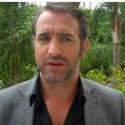 The Artist : Pendant que le film rafle les prix, Jean Dujardin défend son chien