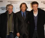 David Cronenberg, Viggo Mortensen et Vincent Cassel lors de l'avant-première à Paris du film A Dangerous Method le 12 décembre 2011