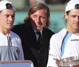 L'ex-tennisman Guillermo Coria, finaliste malheureux de Roland-Garros 2004, et son amour de longue date, Carla, attendent leur premier enfant. Un garçon dont l'arrivée est prévue fin avril 2012.