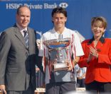 L'ex-tennisman Guillermo Coria (photo : lors de sa victoire à Monte-Carlo en 2004) et son amour de longue date, Carla, attendent leur premier enfant. Un garçon dont l'arrivée est prévue fin avril 2012.