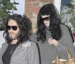 Katy Perry et Russell Brand à Londres en décembre 2009