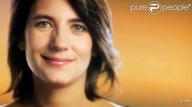 Estelle Denis vous souhaite une belle année 2012