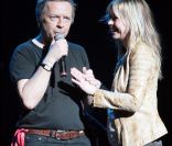 Renaud et Romane Serda, à Rouen, 23 février 2006.