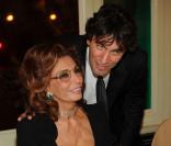 Sophia Loren et son fils Carlo Ponti Jr. le 12 décembre 2011 à Rome