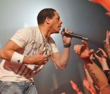 JoeyStarr sur scène au Bataclan, le 12 décembre 2011.