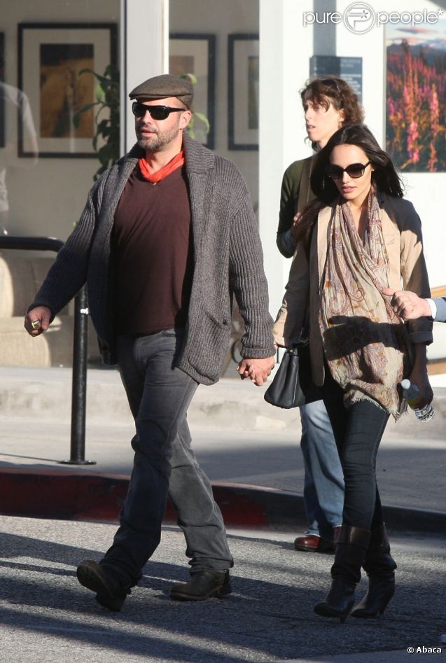 Billy Zane et sa compagne Jasmina, enceinte, en janvier 2011 à Los Angeles
