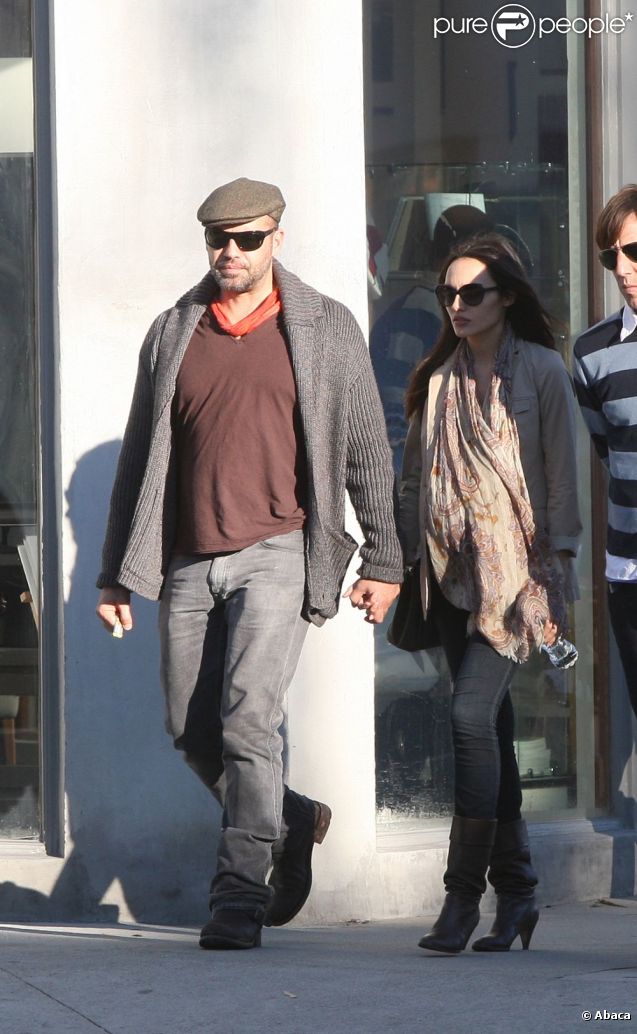 Très amoureux, Billy Zane et sa compagne Jasmina, enceinte, en janvier 2011 à Los Angeles
