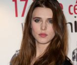 Gaia Weiss lors de la cérémonie des Lumières, à Paris le 13 janvier 2012.