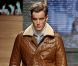 Un look d'inspiration aviateur au défilé Ermenegildo Zegna automne-hiver 2012 à Milan.