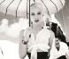Amber Heard nous défie du regard sur la campagne printemps-été 2012 de Guess. 