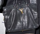 Le cabas Yves Saint Laurent de Jessica Simpson à Los Angeles, le 18 janvier 2012.