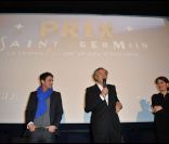  Bernard-Henry Lévy et les propriaitaires du cinéma Saint-Germain lors de la remise du prix Saint-Germain à Paris le 18 janvier 2012 
 &nbsp; 
