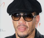 JoeyStarr à Paris pour l'avant-première du film  L'amour Dure Trois Ans , le 7 janvier 2012. 