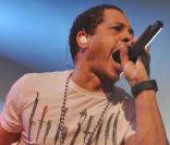 JoeyStarr en concert au Bataclan, le 12 décembre 2011. 