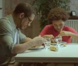JoeyStarr, en scène dans le clip Mamy. 