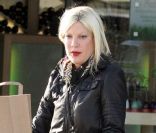 Tori Spelling est en mission courses avec sa fille Stella à Los Angeles, le 21 janvier 2012.