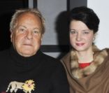 Massimo Gargia et une amie lors du défilé Franck Sorbier Printemps-Été 2012 Haute-Couture au Pavillon Vendome à Paris le 25 janvier 2012 <br />