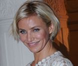 Cameron Diaz, radieuse, a assisté au show Haute Couture de Valentino le 25 janvier 2012