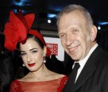 Dita Von Teese et Jean-Paul Gaultier à Paris, le 26 janvier 2012.