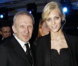 Jean-Paul Gaultier et Anja Rubik à Paris, le 26 janvier 2012.