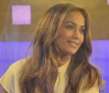 La superbe Jennifer Lopez dans les studios d\'<em>ABC</em> pour l\'émission <em>Today</em> avec Matt Lauer, à New York le 30 janvier 2012.