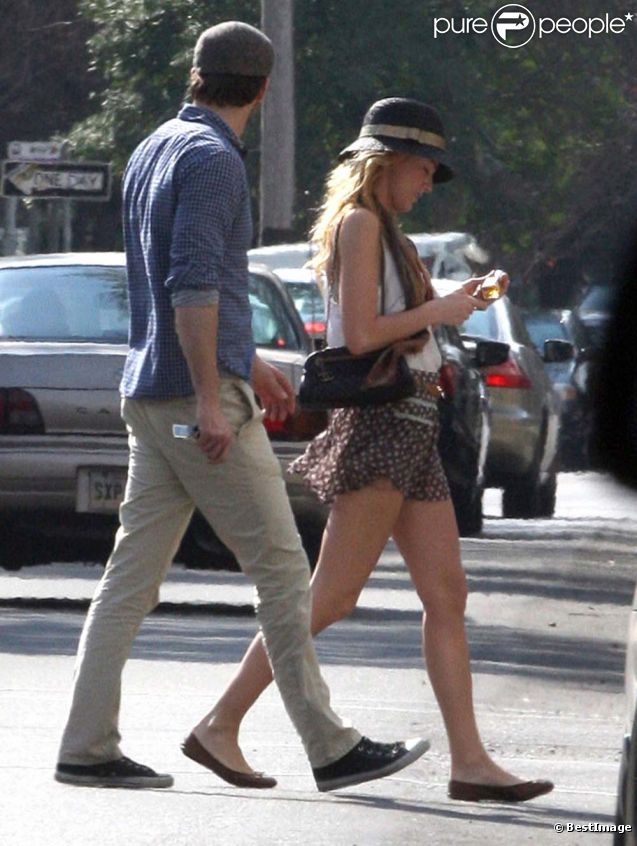 Blake Lively et Ryan Reynolds en balade à la Nouvelle-Orléans, le 21 janvier 2012.