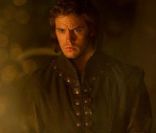 Sam Claflin dans Blanche-Neige et le Chasseur. 
