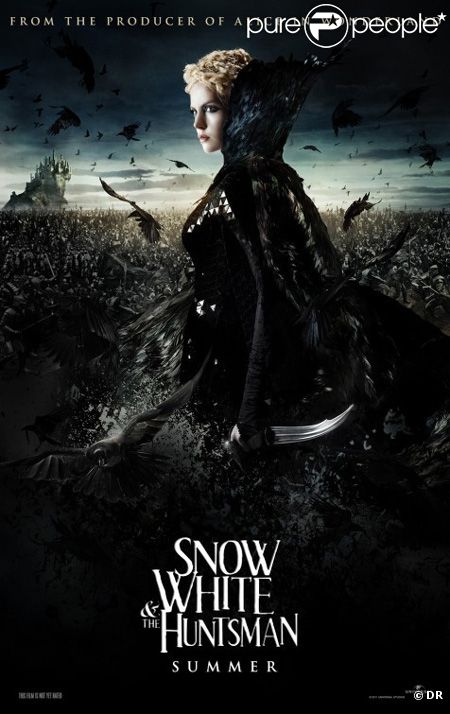 Charlize Theron, la sorcière de Blanche-Neige et le Chasseur. 