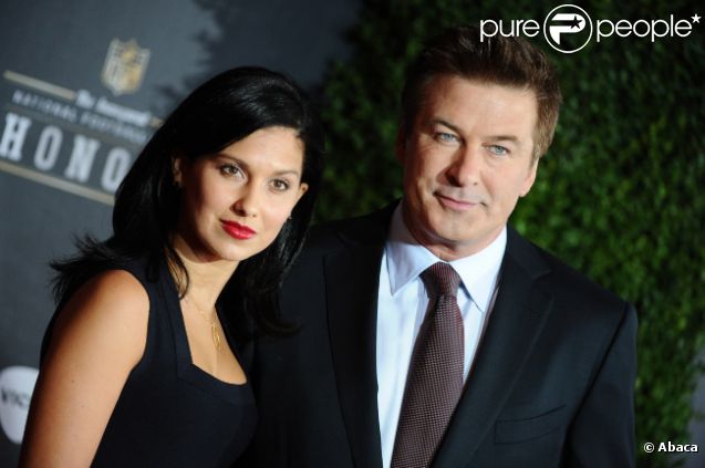 Hilaria Thomas et Alec Baldwin lors de l'Inaugural NFL Honors à Indianapolis le 4 février 2012