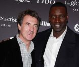 Omar Sy et François Cluzet à la cérémonie des Globes de cristal, au Lido à Paris, le 6 février 2012.
