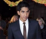 Dev Patel lors de l'avant-première du film Indian Palace à Londres, le 7 février 2012.