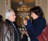 Michel Sardou et Inès de la Fressange au ministère de la Culture, à Paris le 8 février 2012. 