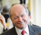 Jacques Toubon au ministère de la Culture, à Paris le 8 février 2012. 
