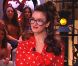 Charlotte Le Bon : Une maîtresse d'école sexy et déjantée qui punit Yann Barthès