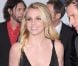 Britney Spears pose sur le tapis rouge, lors de la soirée des Pre-Grammy, le samedi 11 février 2012 à Los Angeles.