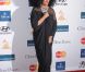 Diana Ross pose sur le tapis rouge, lors de la soirée des Pre-Grammy, le samedi 11 février 2012 à Los Angeles.