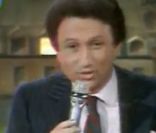Michel Drucker sur le plateau de  Champs Elysées , en 1986.