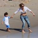 Jennifer Lopez aux anges avec ses jumeaux Max et Emme et son amoureux