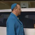 Jean Reno transformé en chat magique du futur pour Toyota