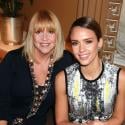 Jessica Alba : Doux moment avec sa jolie maman pour être honorée