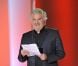 Roland Magdane sur le plateau de  Vivement dimanche , tourné le mardi 15 mai à Paris, pour une diffusion le dimanche 20 mai 2012.