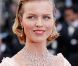 Eva Herzigova sur le tapis rouge de l'ouverture du festival de Cannes 2012 le 16 mai