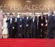 L'équipe du film Moonrise Kingdom sur le tapis rouge de l'ouverture du festival de Cannes 2012 le 16 mai
