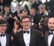Navo, Michel Hazanavicius et Kyan Khojandi lors de la présentation du film d'ouverture Moonrise Kingdom au festival de Cannes le 16 mai 2012