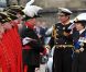 Elizabeth II avait réuni autour d'elle sur la barge royale Spirit of Chartwell le duc d'Edimbourg, le prince Charles et Camilla Parker Bowles, le prince William et Catherine, duchesse de Cambridge (Kate Middleton), et le prince Harry, pour la parade fluviale sur la Tamise du jubilé de diamant, le 3 juin 2012.